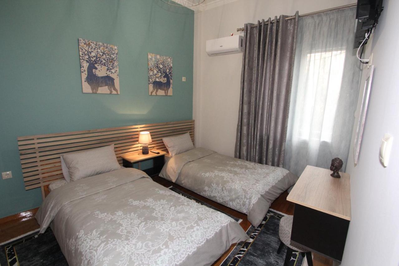 Bratis House * Athens